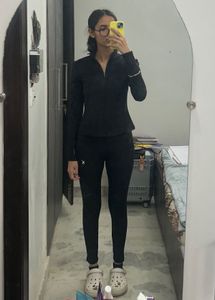 Black  Leggings from HRX by Hrithik Roshan