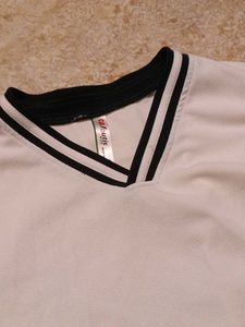 Retro V-Neck Long Sleeve Top