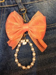 Cute Bow &amp; Pearl Charm Keychain