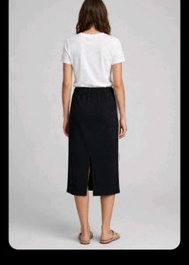 Stylish Black Midi Skirt with Side Stripe