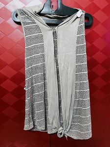 Women's Sleeveless Open Front cotton top