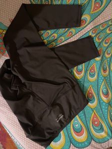 Savana Women's Black Leggings