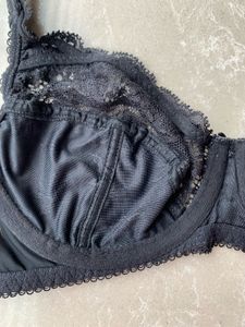 M&amp;S Lace Trim Black Bra