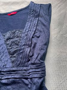 Women's Navy Blue Sleeveless Top