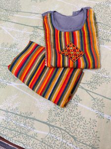 Elegant Grey Kurta Set with Vibrant Stripes