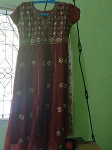 Elegant Maroon Kurta Set with Embellishments