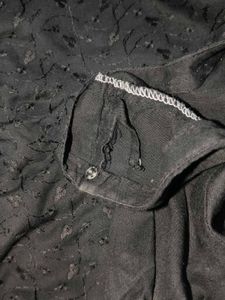 Elegant Black Kurta with Detailed Embroidery