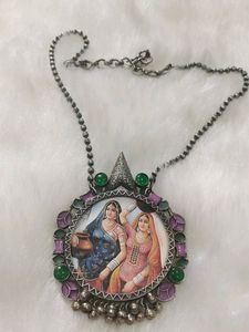 Silver Look Alike Chain With Pendant