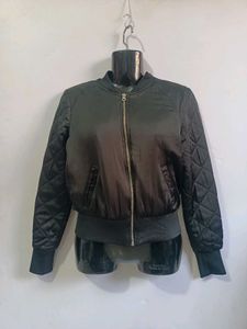 H&amp;M Stylish Black Bomber Jacket Size Small
