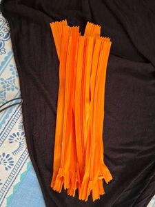 Lot of 10 Orange Zippers