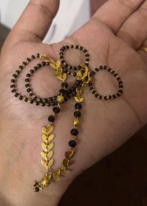 Elegant Gold Mangalsutra