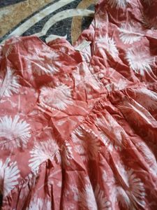 Chic Tiered Floral Print Peplum Top