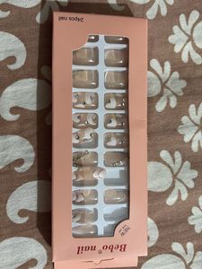 Bebo Nail French Tip Press On Nails
