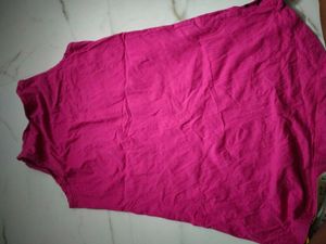 Cute Pink Selfie Graphic T-Shirt