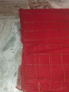 Elegant Red Odhna