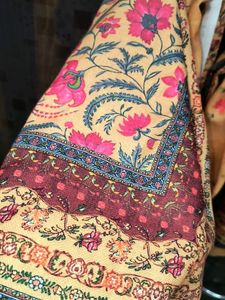 Stylish Shawl