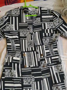 Stylish Geometric Print Kimono Jacket