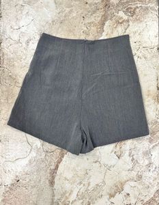 Chic Grey Skort