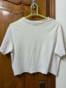 H&amp;M US Crop T-Shirt