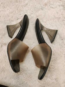 Stylish Women's Flats &amp; Sandals