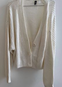H&M - cream knit cropped cardigan