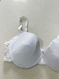36D White Bra with Lace Detail