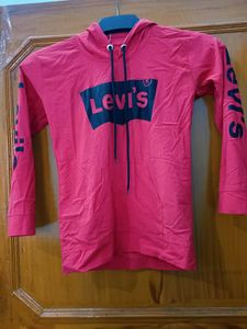Levi's Red Graphic T-Shirt