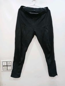 Black Anabelle Jeggings