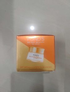 Pond's Bright Beauty Gel Creme