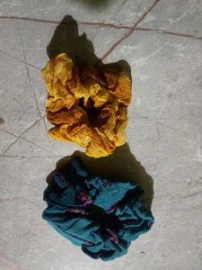 Set of 6 Stylish Scrunchies