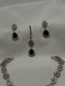 💚 Emerald Green American Diamond Jewellery Set