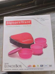 SignoraWare Sleek Lunch Box