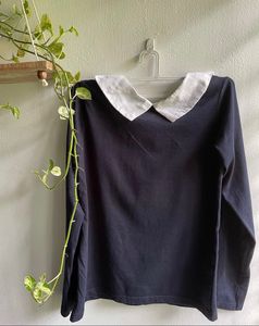 Navy blue Peter Pan Collar Top, fits S size.