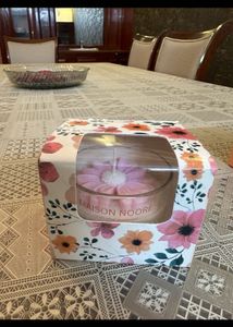 Maison Noore Luxury Scented Candles-2