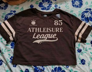 BRAND NEW ~ Cute Brown Crop top 🤎