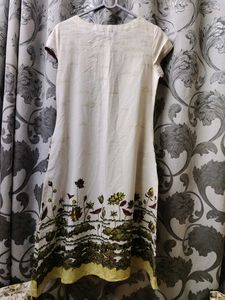 Cream Cotton Kurta with Floral Print