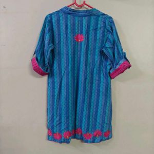 handloom short kurti with embroidery