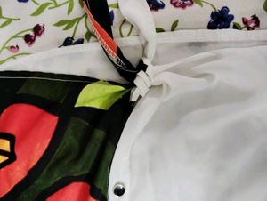Shirt With Front Knott