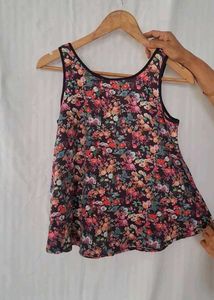 Floral Print Sleeveless Top