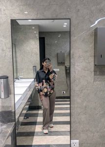 Chic Floral Print Black Shirt