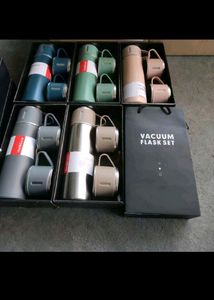 Vacuum Flask Set