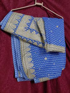Blue Bandhani Saree with Gold Blouse Piece