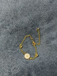 Daisy Charm Bracelet