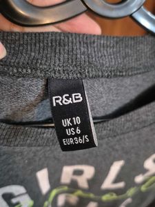 Support Girls Graphic Sweatshi