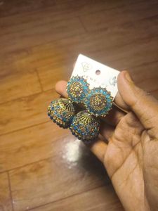 Elegant Blue &amp; Gold Jhumka Earrings