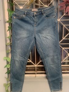 Light Wash Denim Jeans