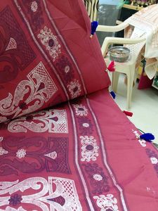 Beautiful Pink Saree with Floral Print