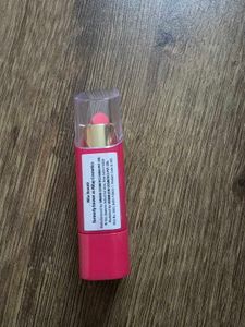 Vivid Pink Matte Lipstick