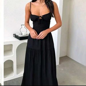 Elegant Black Maxi Dress