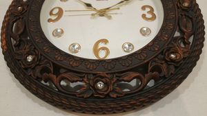 Wall Clock &amp; Decor ⏰️